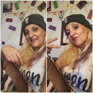 Meet your Posher, Joani